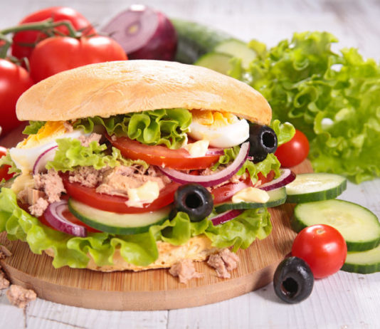 Le vrai pan bagnat pan bagnat Nice